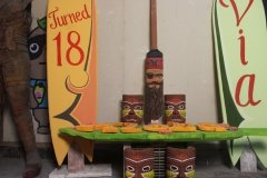 FIBERGLASS-PROPS-FOR-BIRHTDAYS